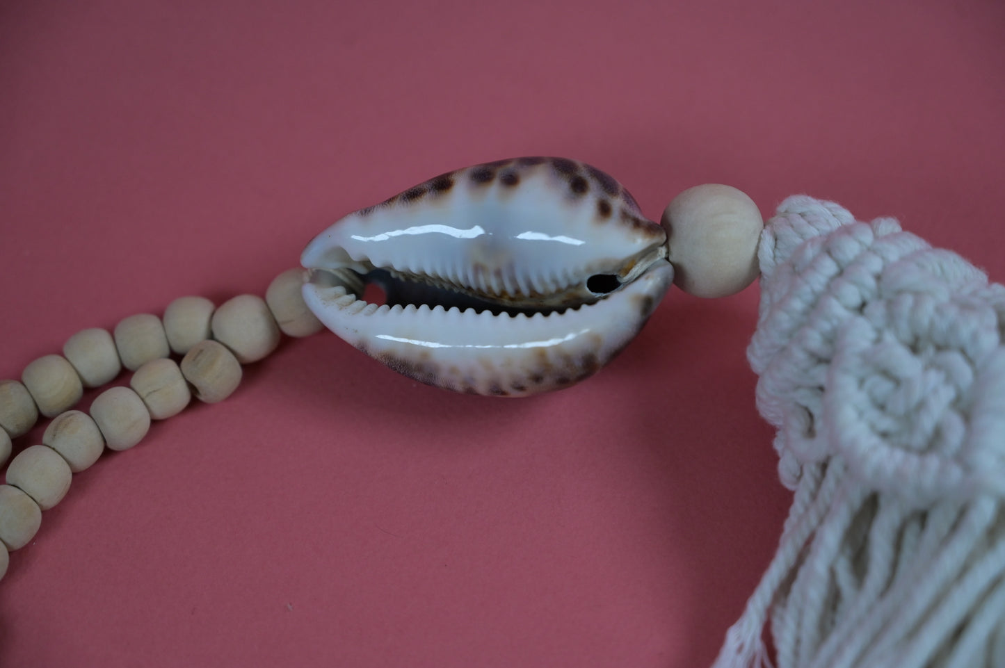 Embrasse Coquillages et Macramé "Nusa" - Artisanat Balinais