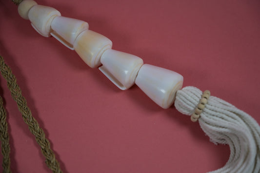 Embrasse coquillage "Lien d'ailleurs" - Artisanat Balinais