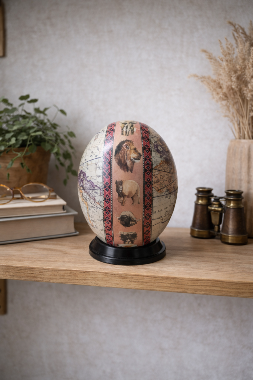 Oeuf d'autruche "Atlas sauvage" - Artisanat africain d'Eswatini