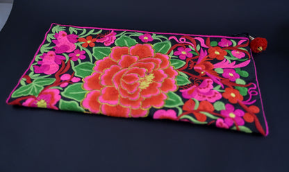 Pochette brodée "Fleurs de Siam" - Artisanat Thaïlandais